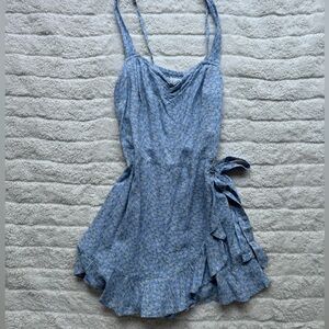 hollister blue dress!
